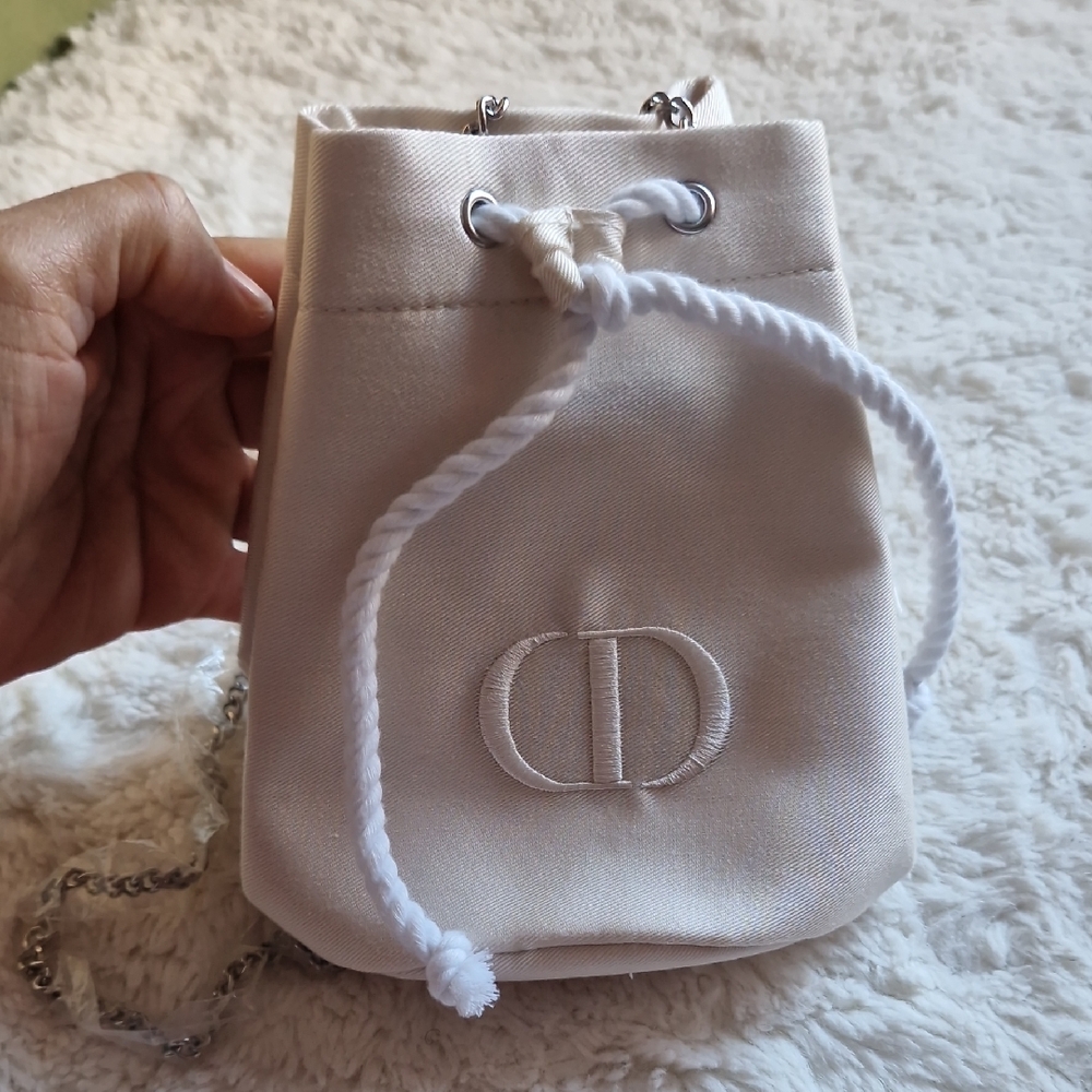 Elegant Cream Drawstring Bag
